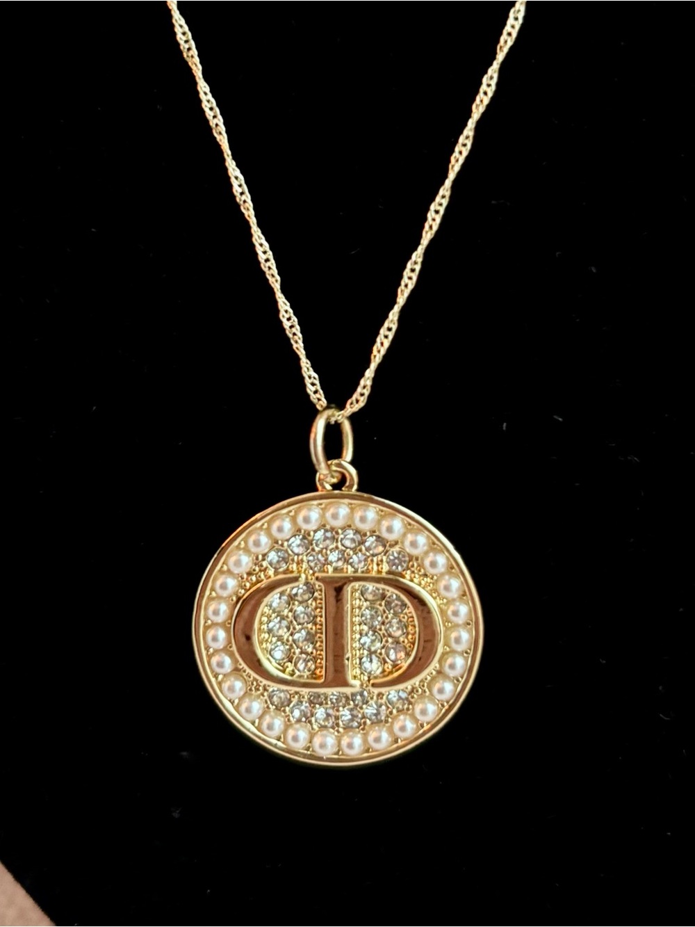 Necklace Pendant DIOR LOVERS!